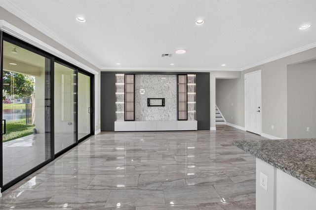 8095 Ironstone Drive, Delray Beach, FL 33446