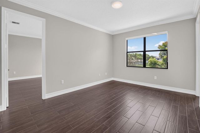 8095 Ironstone Drive, Delray Beach, FL 33446