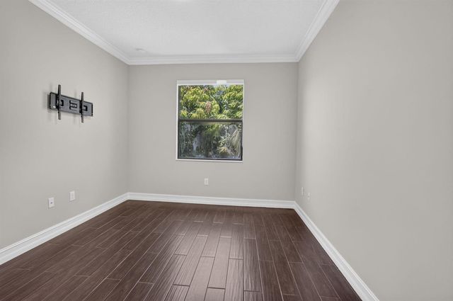 8095 Ironstone Drive, Delray Beach, FL 33446