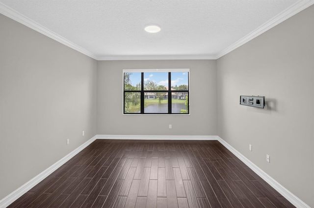 8095 Ironstone Drive, Delray Beach, FL 33446