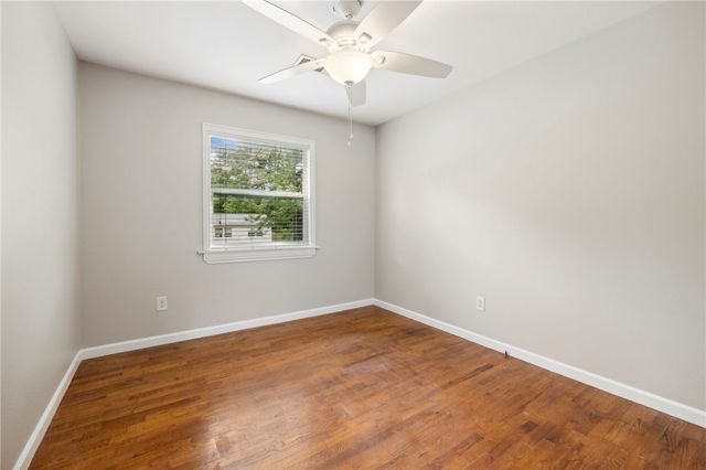 2312 W Holly Street, Fayetteville, AR 72703