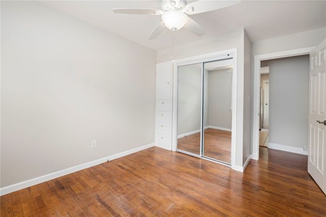 2312 W Holly Street, Fayetteville, AR 72703