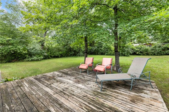 2312 W Holly Street, Fayetteville, AR 72703