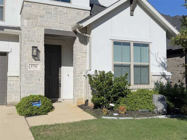4704 Hammerstein Boulevard, Denton, TX 76210