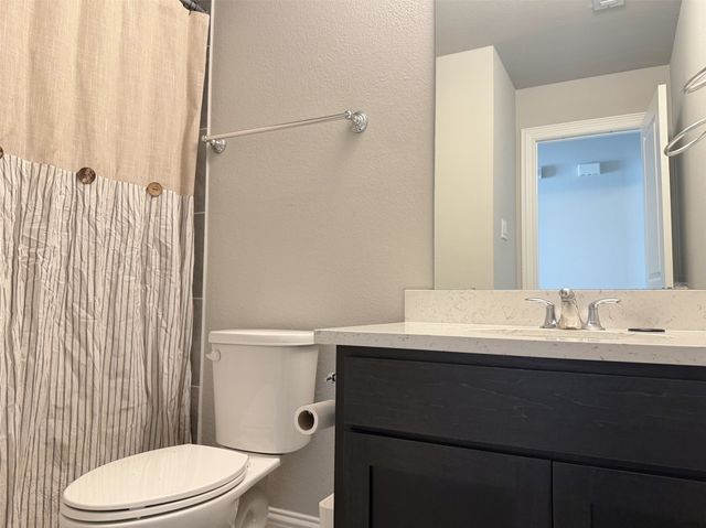 4704 Hammerstein Boulevard, Denton, TX 76210