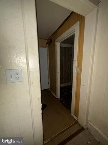 824 E PLUM ST, Vineland, NJ 08360