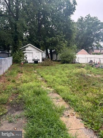 824 E PLUM ST, Vineland, NJ 08360