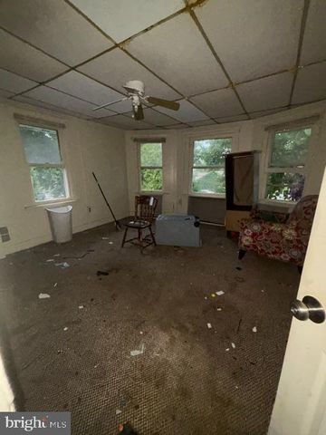 824 E PLUM ST, Vineland, NJ 08360