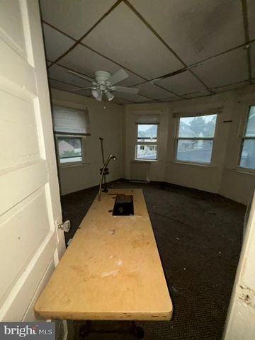 824 E PLUM ST, Vineland, NJ 08360