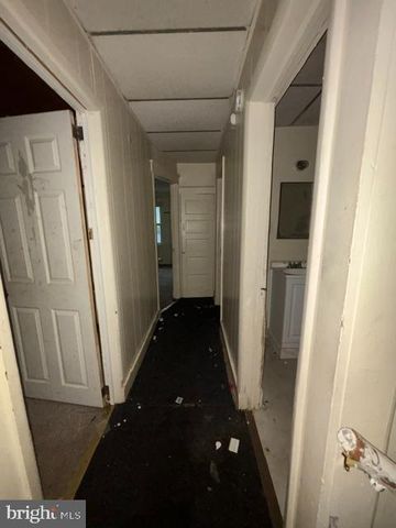 824 E PLUM ST, Vineland, NJ 08360