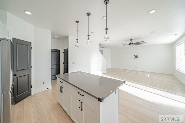 2954 Sydney, Idaho Falls, ID 83401