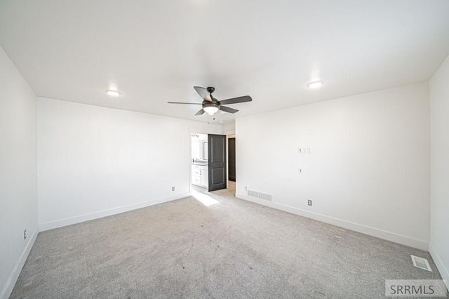 2954 Sydney, Idaho Falls, ID 83401