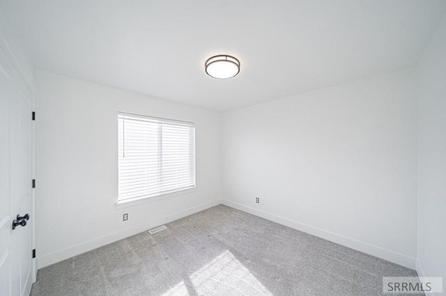 2954 Sydney, Idaho Falls, ID 83401