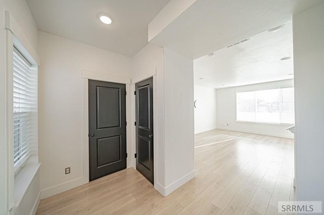 2954 Sydney, Idaho Falls, ID 83401