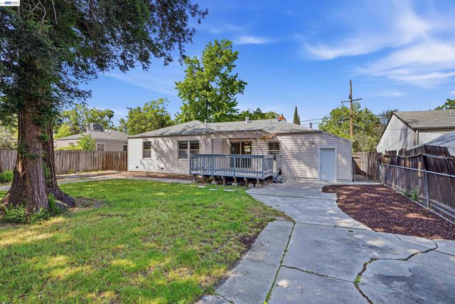 1029 Esther Dr, Pleasant Hill, CA 94523