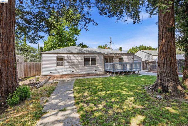 1029 Esther Dr, Pleasant Hill, CA 94523