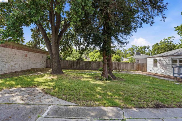 1029 Esther Dr, Pleasant Hill, CA 94523