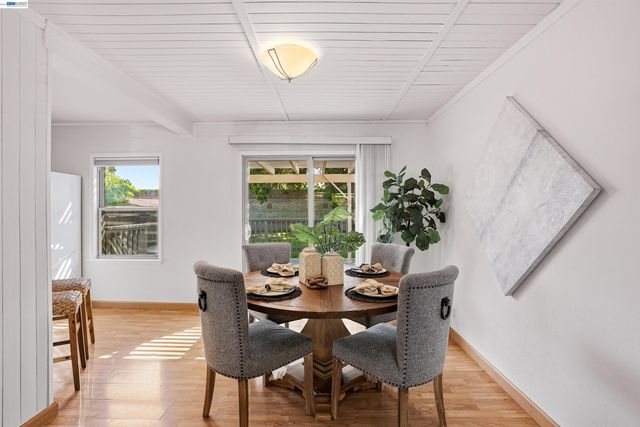 1029 Esther Dr, Pleasant Hill, CA 94523