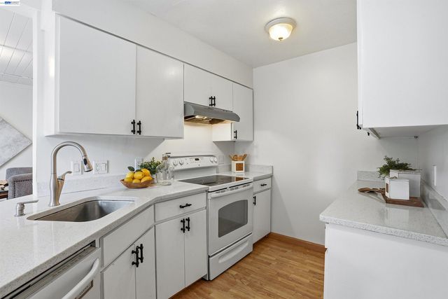 1029 Esther Dr, Pleasant Hill, CA 94523