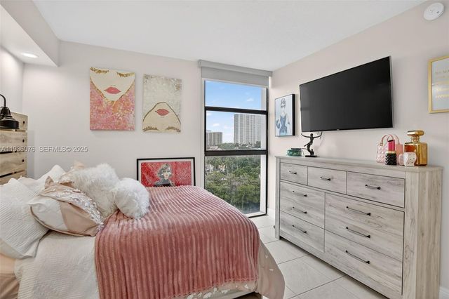 20505 E Country Club Dr 833, Aventura, FL 33180