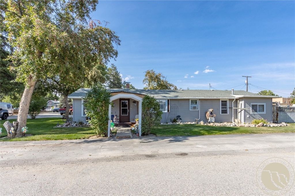 111 West Carbon AVENUE, Joliet, MT 59041