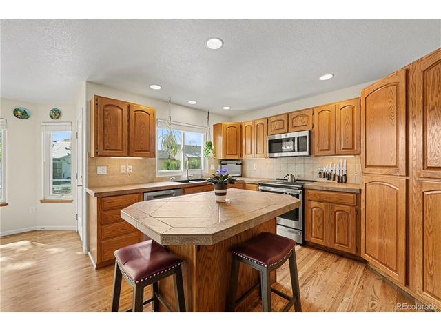 455 Wapola Ave, Loveland, CO 80537