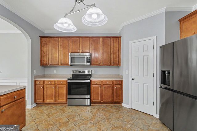 211 Meadow Run, Carrollton, GA 30116