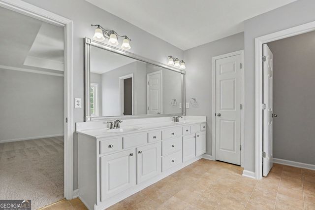 211 Meadow Run, Carrollton, GA 30116