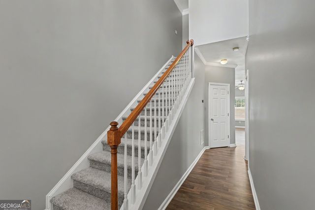 211 Meadow Run, Carrollton, GA 30116