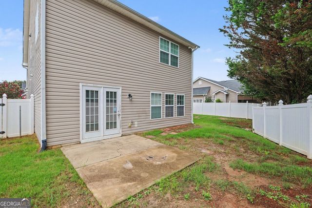 211 Meadow Run, Carrollton, GA 30116