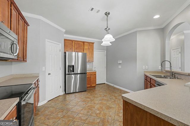 211 Meadow Run, Carrollton, GA 30116
