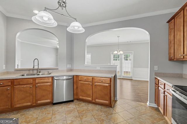 211 Meadow Run, Carrollton, GA 30116