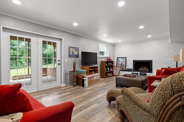8611 Clearwood Road, Chattanooga, TN 37421