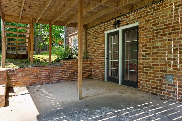 8611 Clearwood Road, Chattanooga, TN 37421