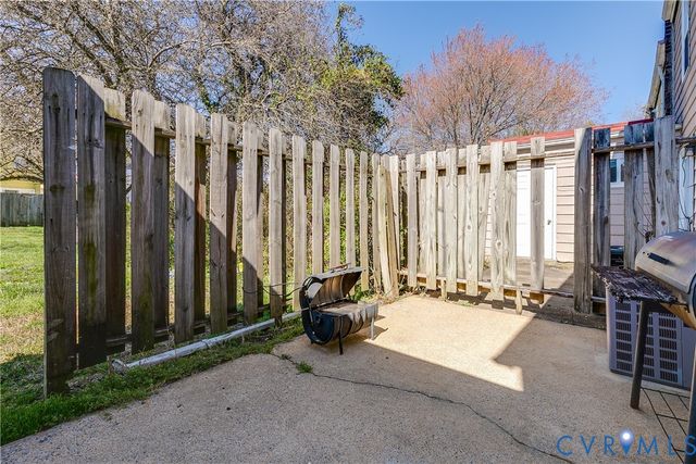 401 Adamson St, Henrico, VA 23075