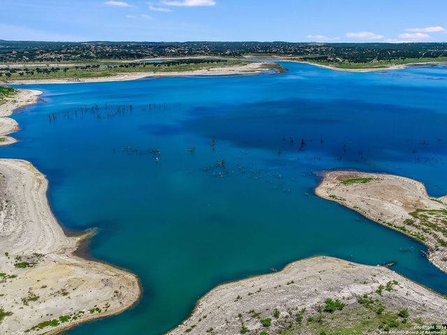 853 GLENN DR, Canyon Lake, TX 78133