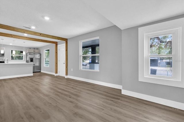 3206 N 29TH STREET, Tampa, FL 33605