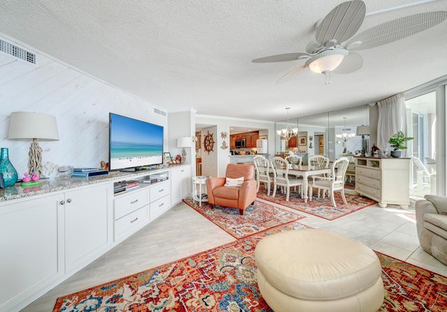 7205 Thomas Drive E706, Panama City Beach, FL 32408