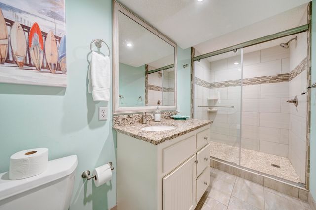 7205 Thomas Drive E706, Panama City Beach, FL 32408