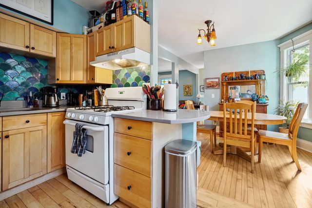 1618 6th Street NE, Minneapolis, MN 55413