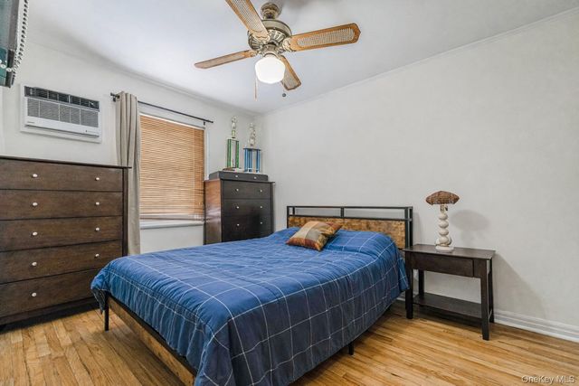 8886 16th Avenue, Brooklyn, NY 11214