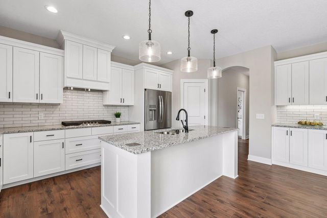 14905 142nd Avenue N, Dayton, MN 55327
