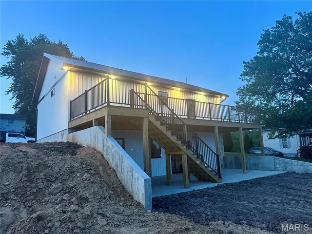 707 Hayward Street, Hannibal, MO 63401