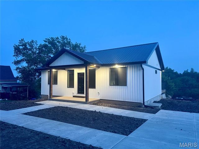 707 Hayward Street, Hannibal, MO 63401