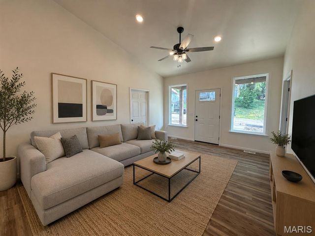 707 Hayward Street, Hannibal, MO 63401