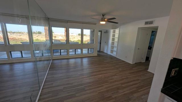 425 Bradshaw Lane 63, Palm Springs, CA 92262