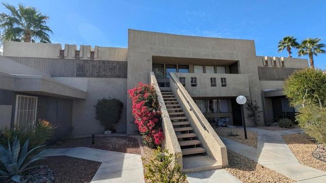 425 Bradshaw Lane 63, Palm Springs, CA 92262