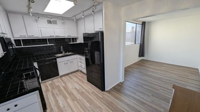 425 Bradshaw Lane 63, Palm Springs, CA 92262