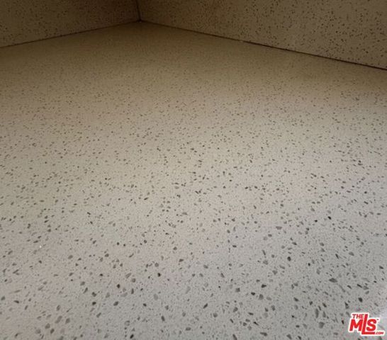 822 E 84th Place, Los Angeles, CA 90001