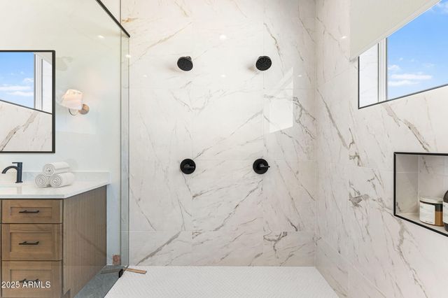 1933 E Long Rifle Road, Phoenix, AZ 85086